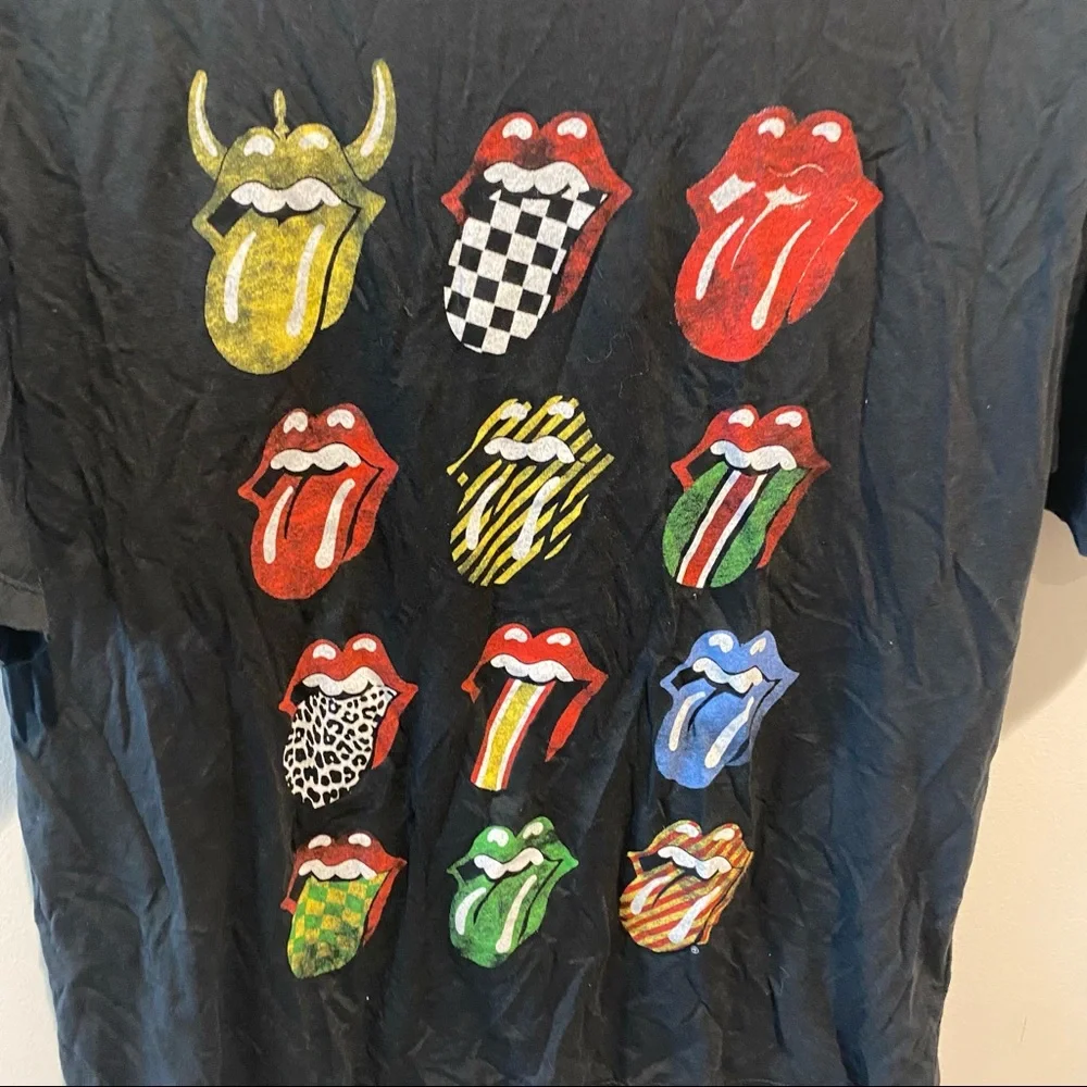 Free People daydreamer Rolling Stones 12 Tongues Black Boyfriend Tee - Picture 4 of 10